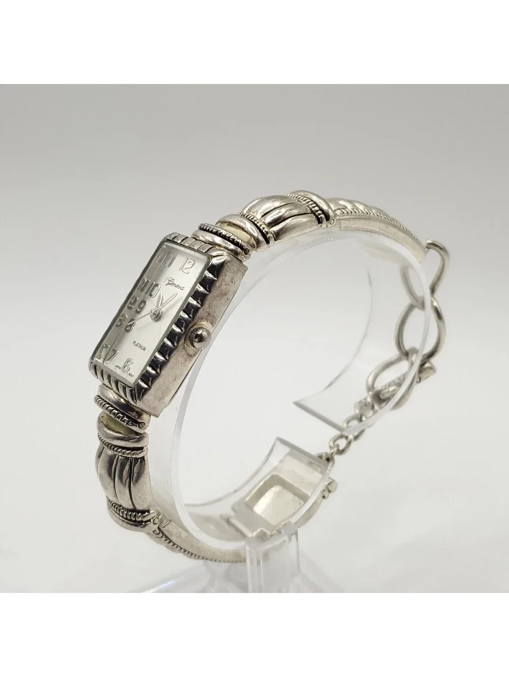 Geneva Platinum Silver Tone Quartz Toggle Band Womens Watch 19mm New Battery